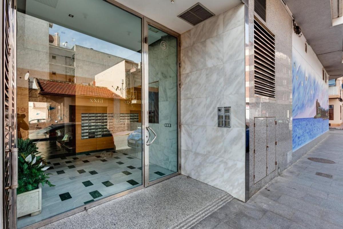 Nice Apartment With Terrace On The Los Locos Beach Torrevieja Exterior photo